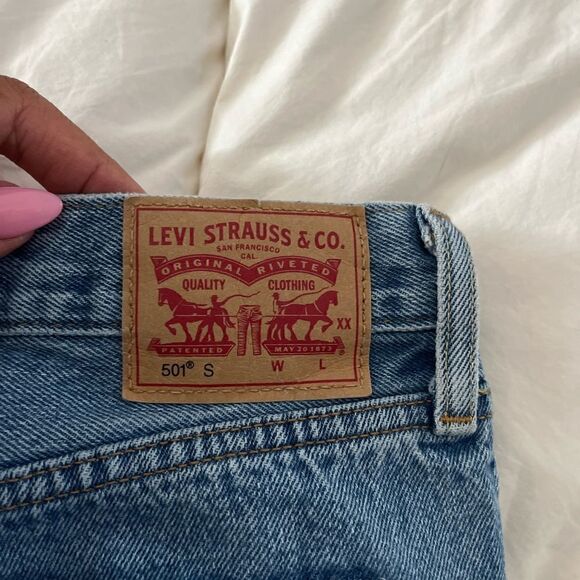 Levi Strauss 501 Jeans - Picture 7 of 9